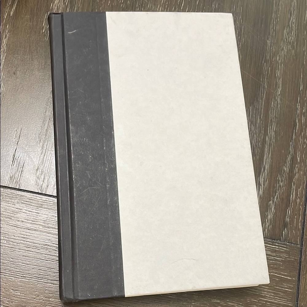 The Shallows Classic Hardcover Book by Nicholas Carr - Picture 3 of 3